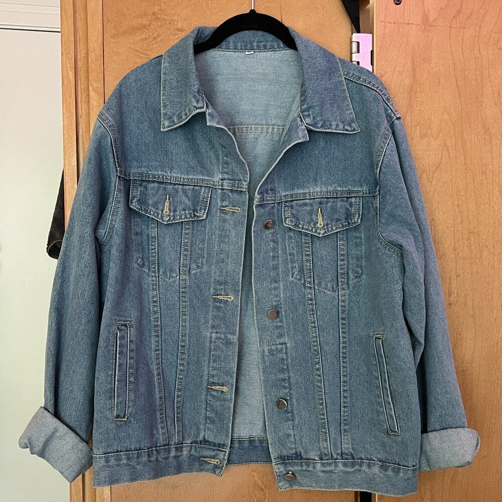 Light baggy jean/denim jacket